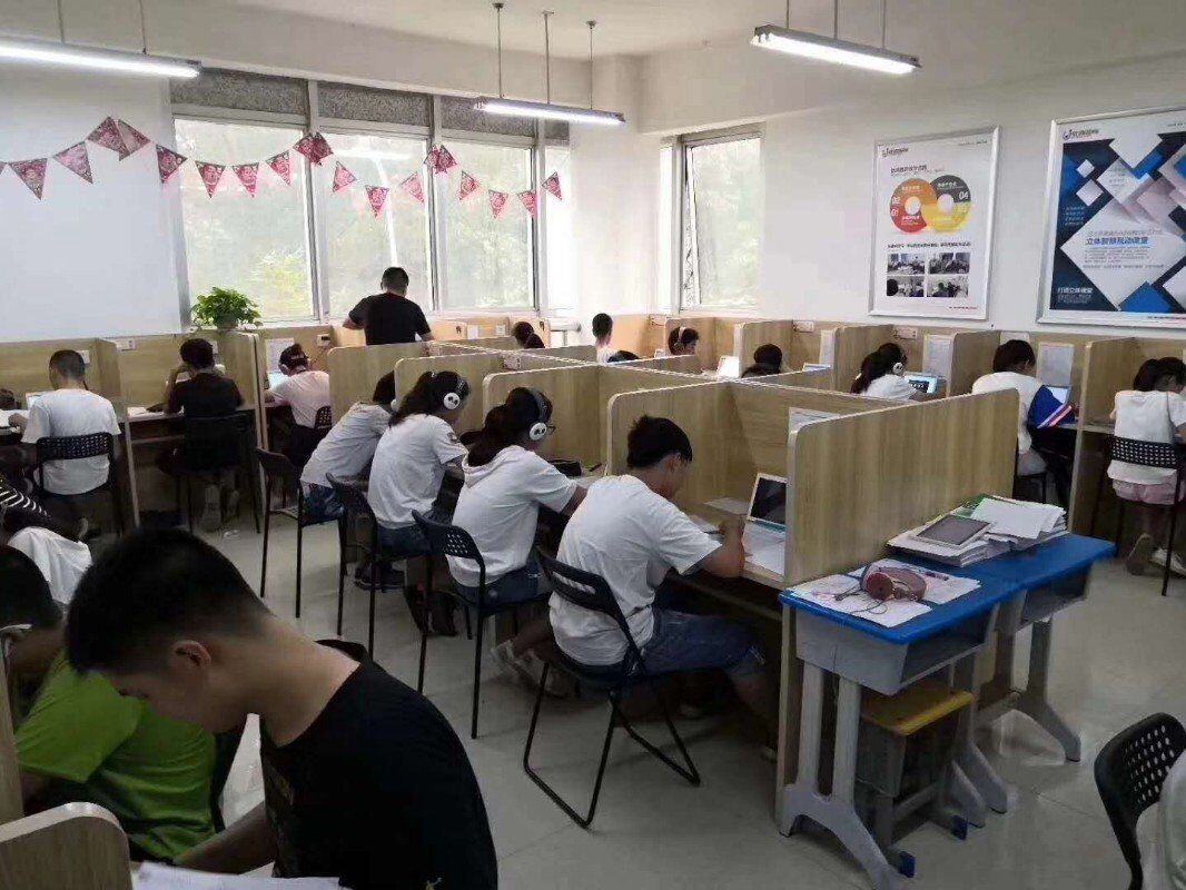 [教育]AI学习机智能自习室如何加盟？